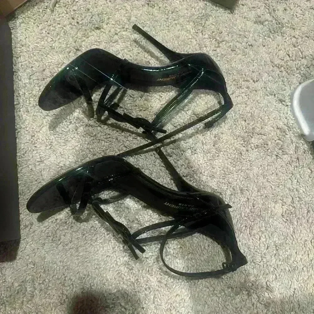 Cassandra Sandals